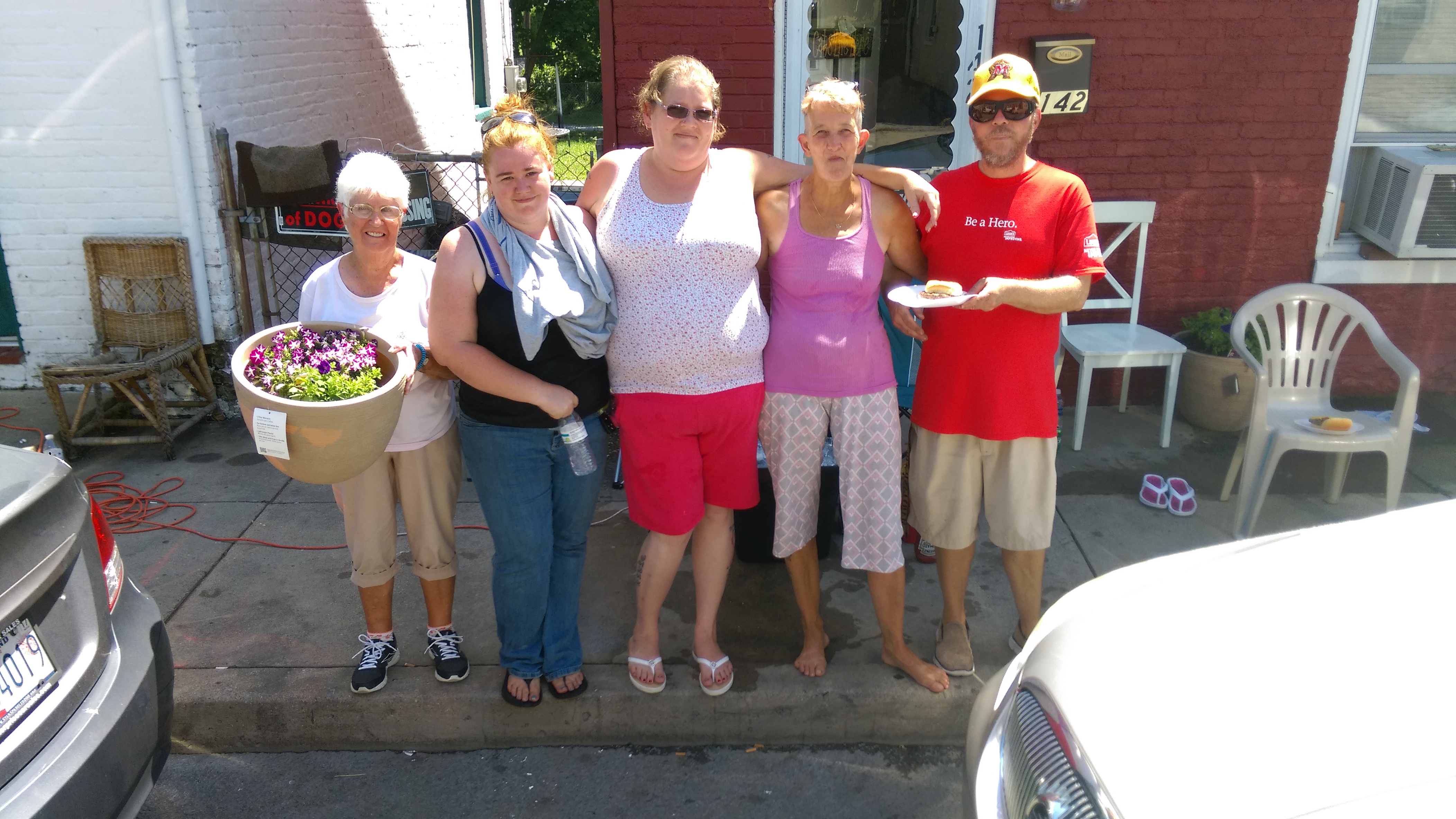 group-bbq-photo-bester-community-of-hope